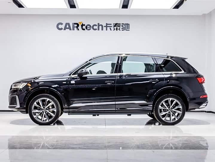 Фото 3 - Audi Q7