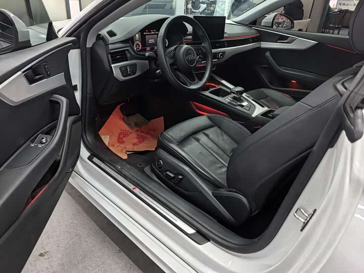 Фото 4 - Audi A5