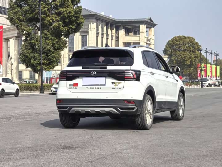 Фото 7 - Volkswagen T-Cross