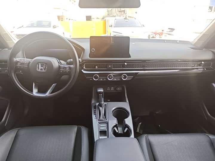 Фото 9 - Honda Civic