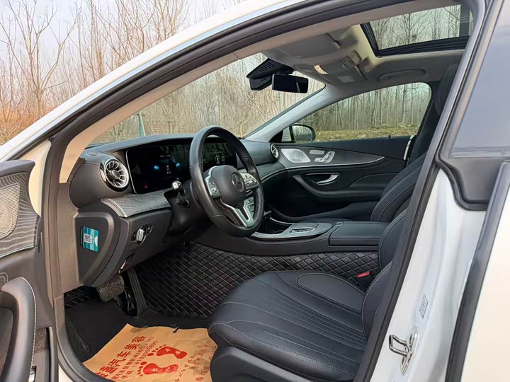 Фото 4 - Mercedes-Benz CLS-Class