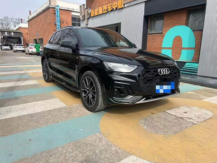 Фото 3 - Audi Q5L