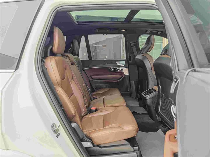 Photo 6 - Volvo XC90