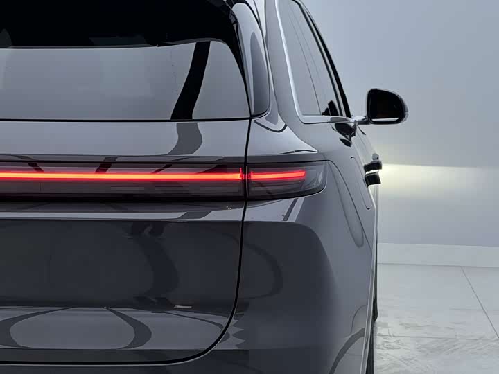 Фото 6 - LiXiang L6