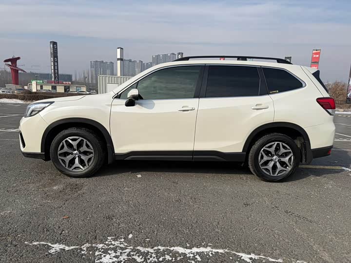 Subaru Forester 2021 2021款 2.0i 豪华版EyeSight