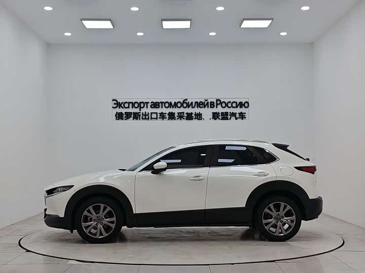 Photo 5 - Mazda CX-30
