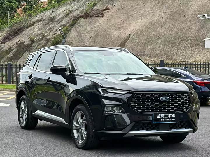 Photo 3 - Ford Equator Sport