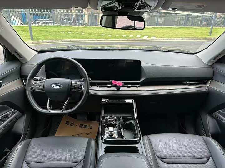 Photo 6 - Ford Equator Sport