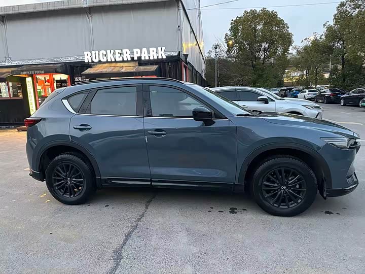 Photo 4 - Mazda CX-5