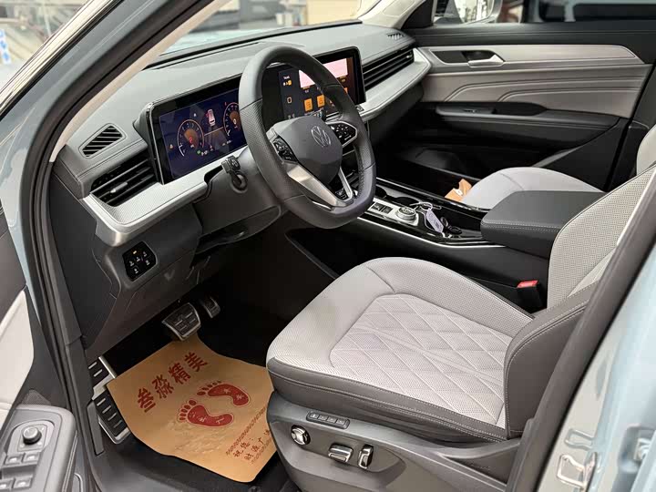 Photo 4 - Volkswagen Tavendor