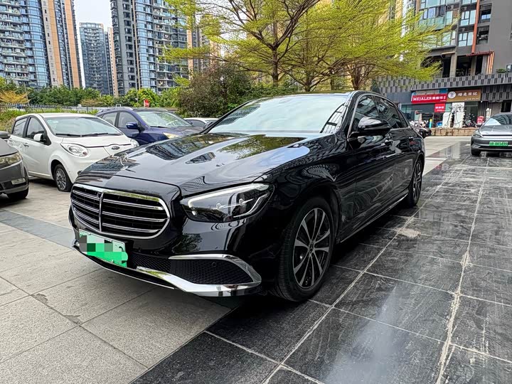 Фото 1 - Mercedes-Benz E-Class Hybrid