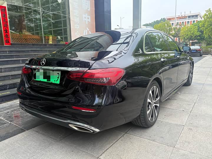 Фото 7 - Mercedes-Benz E-Class Hybrid