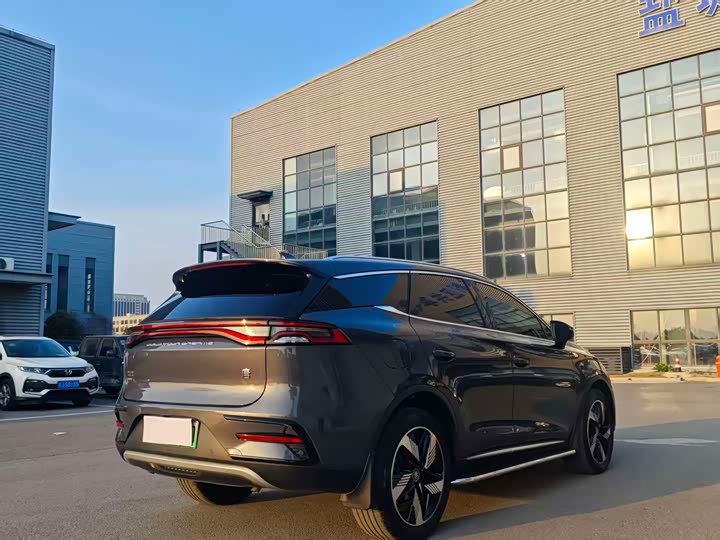 Фото 5 - BYD Tang Hybrid/EV