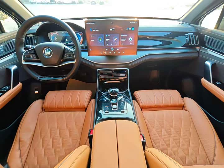 Фото 9 - BYD Tang Hybrid/EV