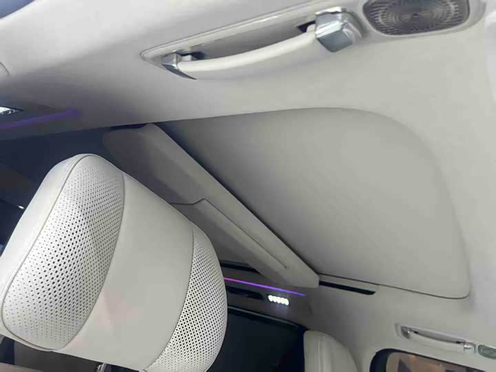 Фото 8 - Buick GL8 Hybrid