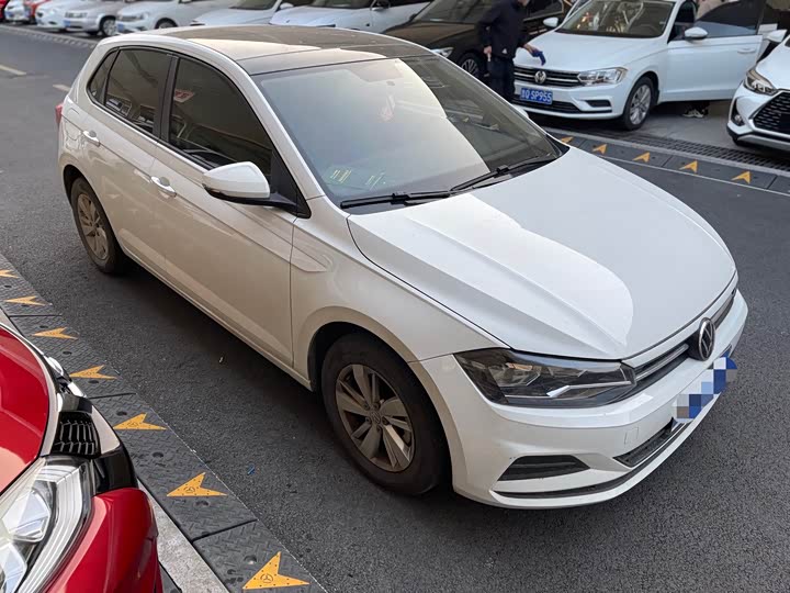 Photo 3 - Volkswagen Polo