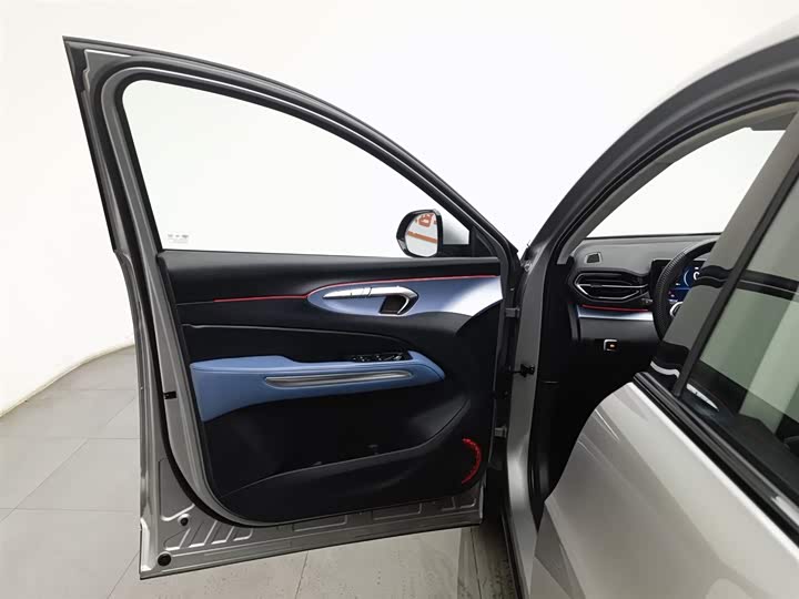 Фото 8 - Bestune T90