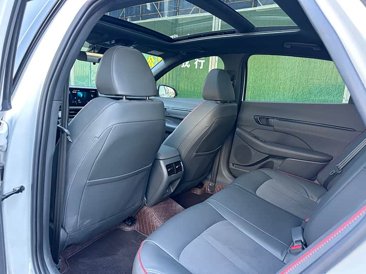 Фото 6 - Hyundai Sonata N Line