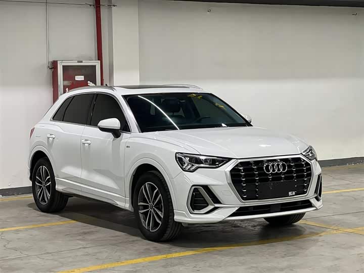 Фото 3 - Audi Q3