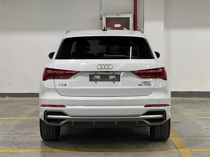 Фото 6 - Audi Q3