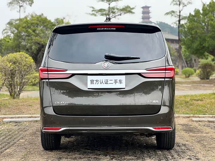 Photo 6 - Buick GL8 ES