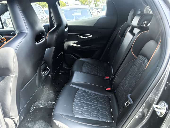 Фото 5 - Changan UNI-T