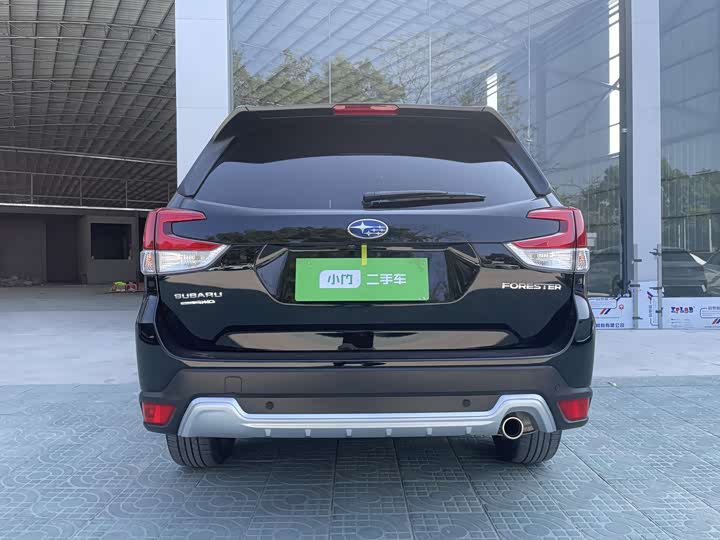 Photo 2 - Subaru Forester