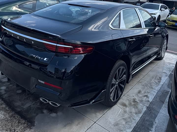 Фото 9 - Geely Preface