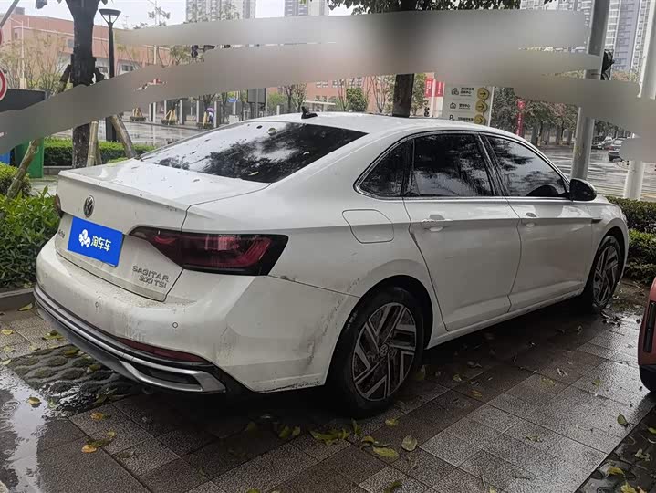 Фото 3 - Volkswagen Sagitar L