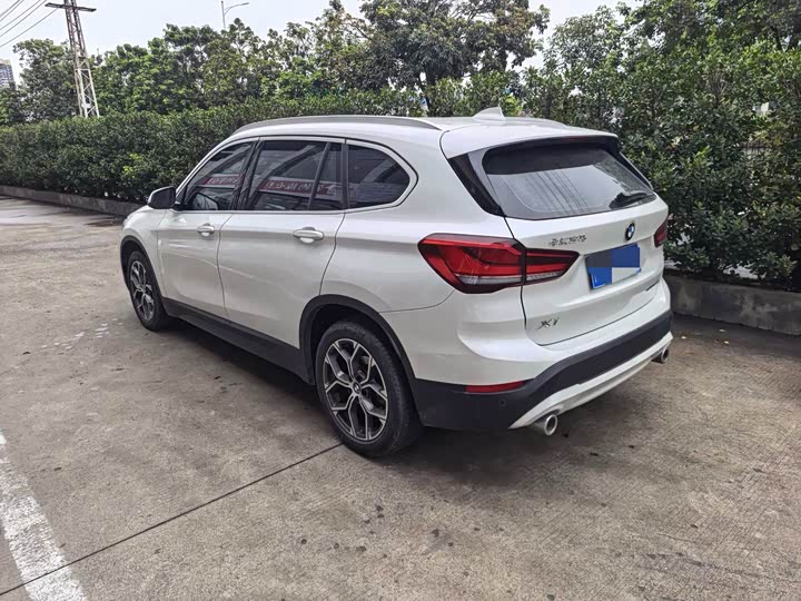 Фото 7 - BMW X1