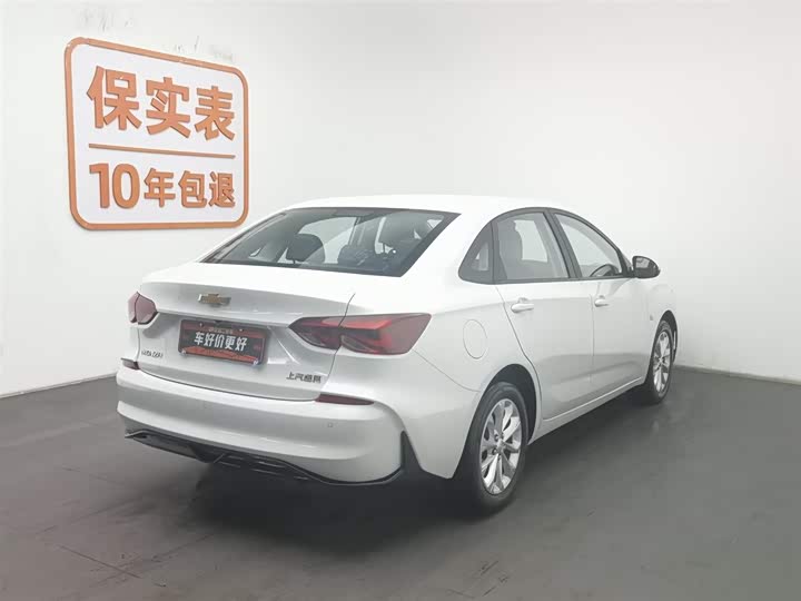 Фото 2 - Chevrolet Monza