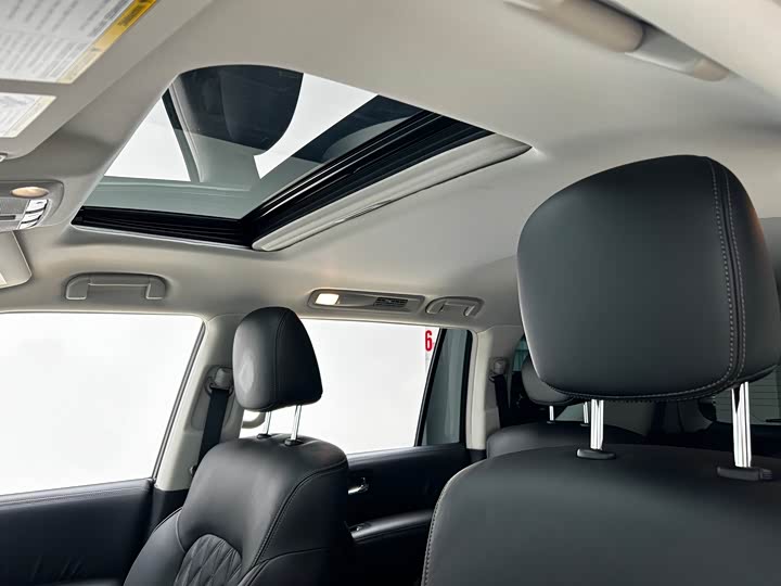 Фото 9 - Nissan Armada