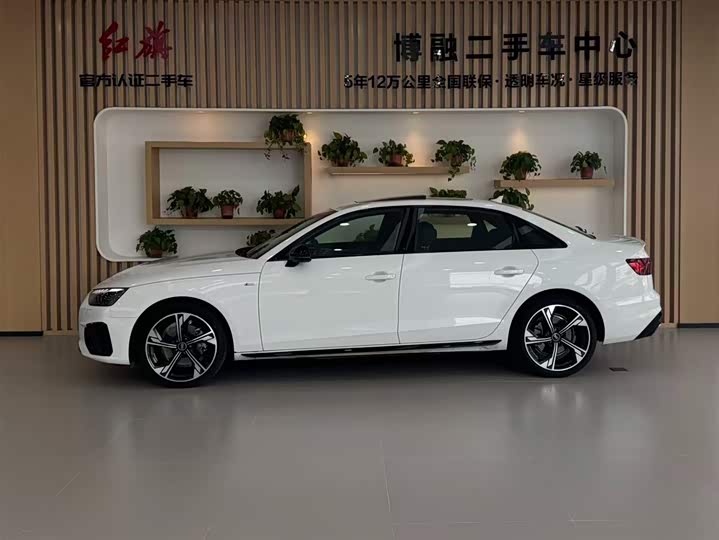 Фото 3 - Audi A4L