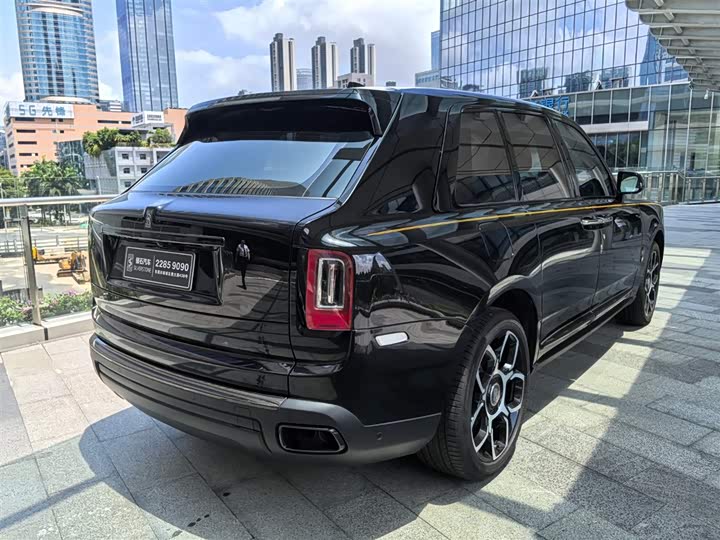 Photo 4 - Rolls-Royce Cullinan