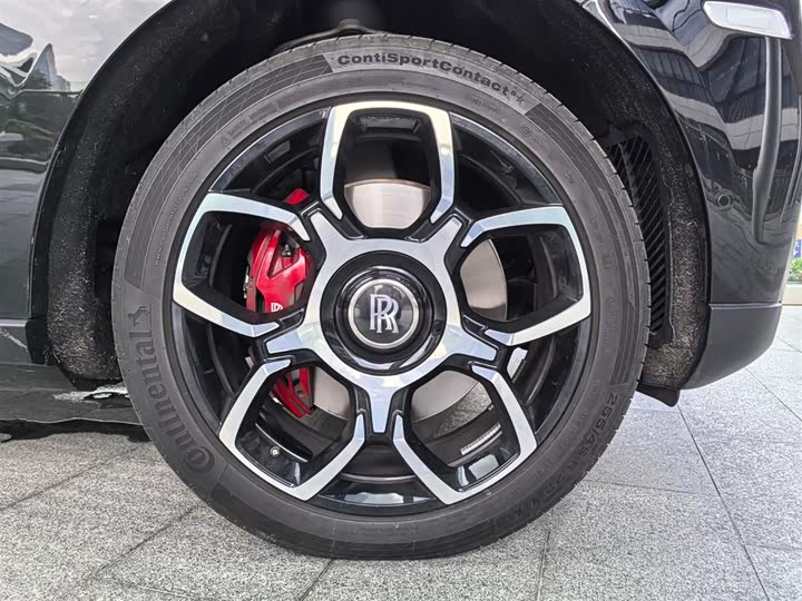 Photo 9 - Rolls-Royce Cullinan