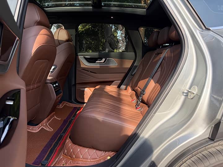 Фото 8 - Chery Tiggo 9