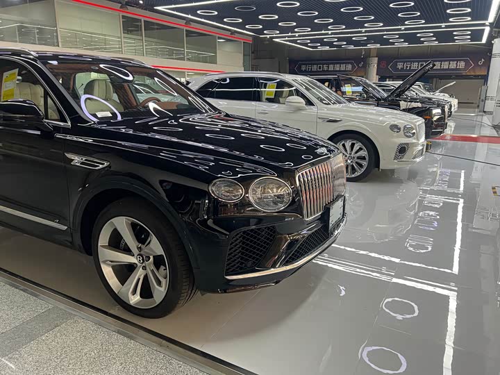 Фото 7 - Bentley Bentayga