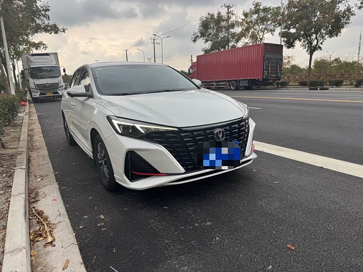 Фото 2 - Changan Eado Plus