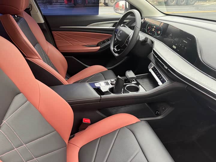 Фото 8 - Changan Eado Plus