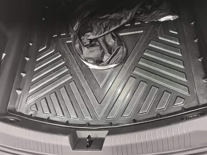 Photo 4 - Cadillac CT5