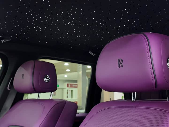 Фото 7 - Rolls-Royce Cullinan