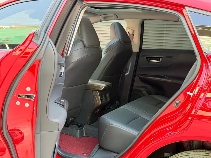 Фото 8 - Toyota Venza