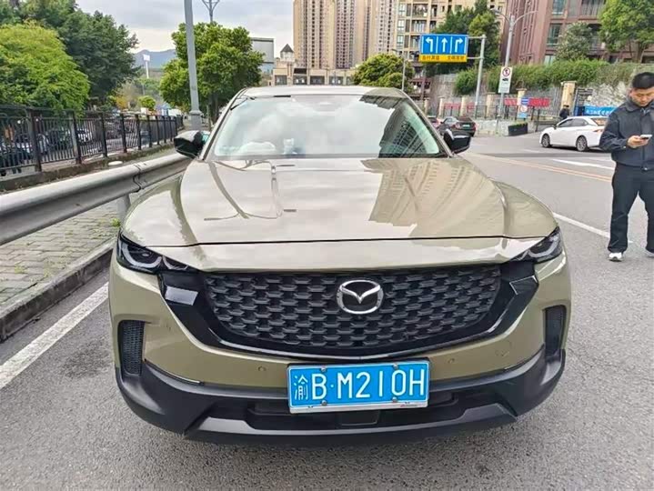 Фото 2 - Mazda CX-50