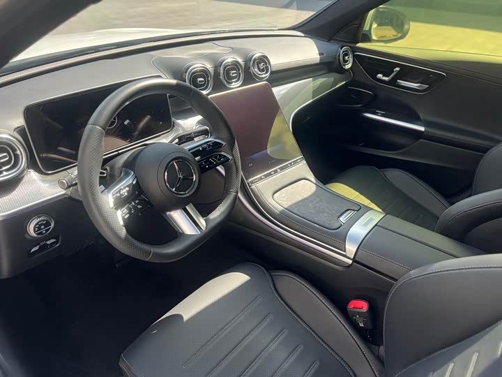 Zdjęcie 9 - Mercedes-Benz C-Class