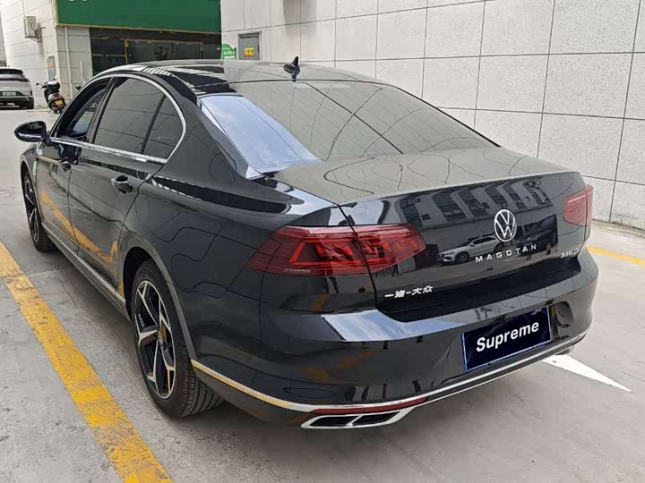 Фото 8 - Volkswagen Magotan