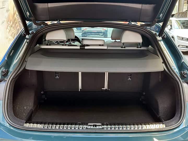 Фото 8 - Audi Q3 Sportback