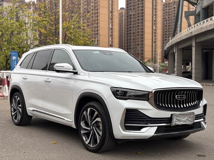 Фото 2 - Geely Monjaro