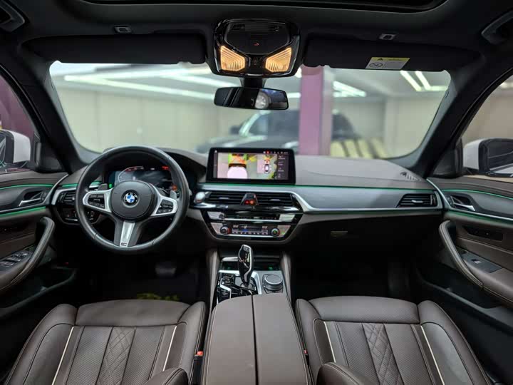 Фото 9 - BMW 5 Series