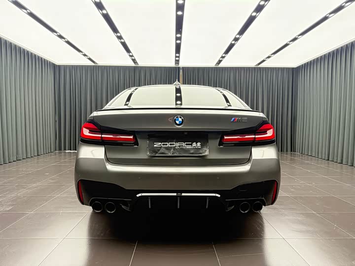 Фото 6 - BMW M5