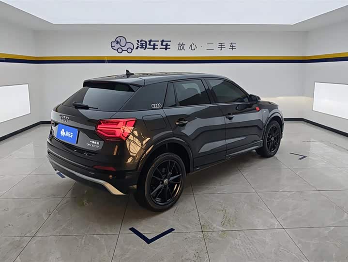 Фото 3 - Audi Q2L